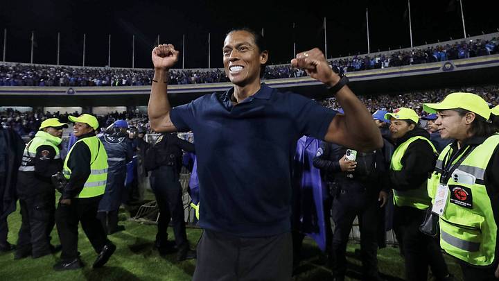 Joel Huiqui es el nuevo héroe de Cruz Azul Joel Huiqui es el nuevo héroe de Cruz Azul