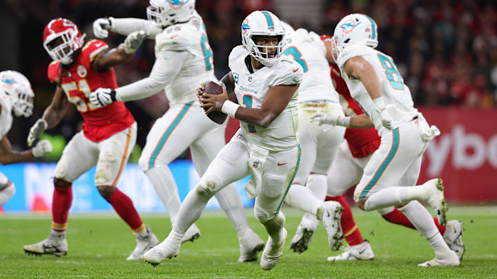 Miami Dolphins v Kansas City Chiefs