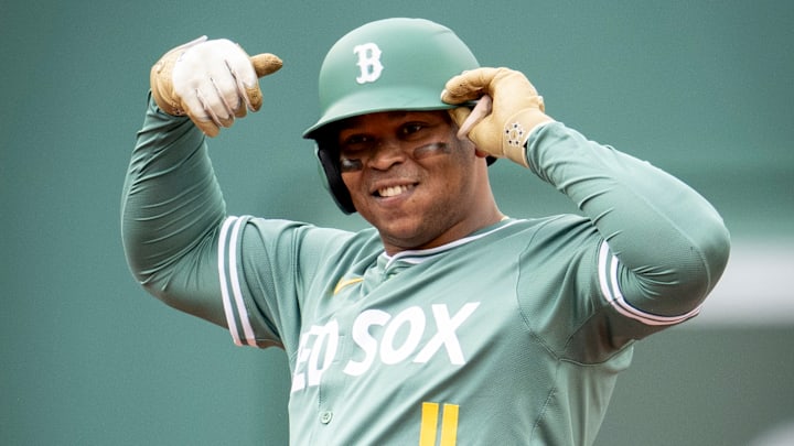 ¿Regresará Rafael Devers a la tercera base de Boston?