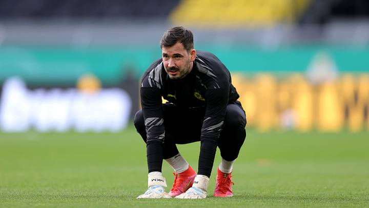 Roman Bürki wird wohl auch in der Rückrunde in Dortmund bleiben Roman Bürki wird wohl auch in der Rückrunde in Dortmund bleiben