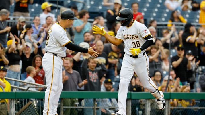 Los Angeles Angels v Pittsburgh Pirates