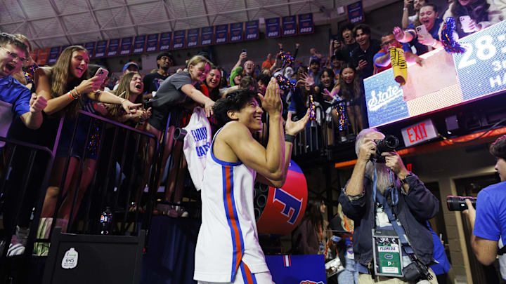 Gators guard Xaivian Lee played the final home game of his short UF tenure on Tuesday. Gators guard Xaivian Lee played the final home game of his short UF tenure on Tuesday.