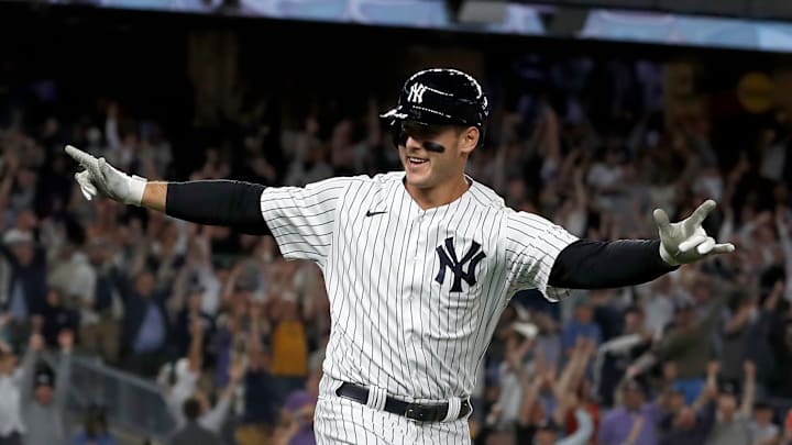 Anthony Rizzo seguirá en los Yankees