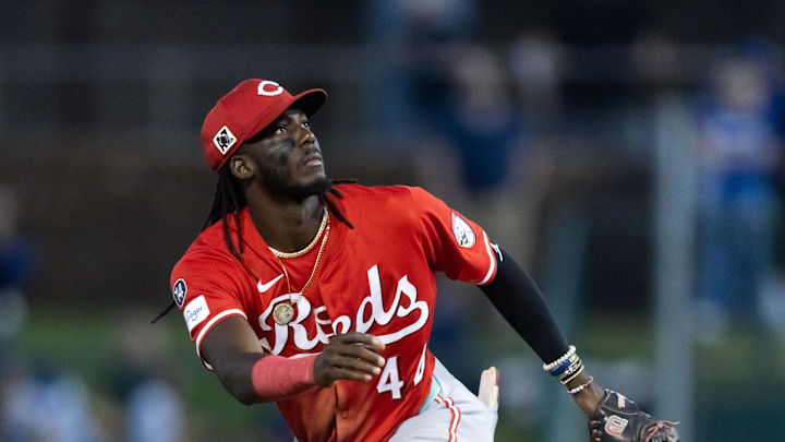 Mar 4, 2025; Phoenix, Arizona, USA; Cincinnati Reds shortstop Elly De La Cruz against the Los Angeles Dodgers during a spring training game at Camelback Ranch-Glendale. Mandatory Credit: Mark J. Rebilas-Imagn Images Mar 4, 2025; Phoenix, Arizona, USA; Cincinnati Reds shortstop Elly De La Cruz against the Los Angeles Dodgers during a spring training game at Camelback Ranch-Glendale. Mandatory Credit: Mark J. Rebilas-Imagn Images
