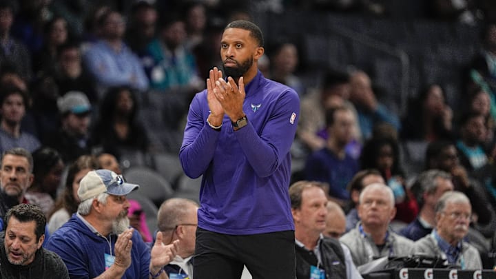 Feb 3, 2025; Charlotte, North Carolina, USA; Charlotte Hornets head coach Charles Lee  during the first half against the Washington Wizards at Spectrum Center. Mandatory Credit: Jim Dedmon-Imagn Images