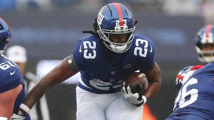 Sep 27, 2026; East Rutherford, New Jersey, USA; New York Giants running back Najee Harris (23) runs with the ball against the Tennessee Titans during the second quarter at MetLife Stadium. Sep 27, 2026; East Rutherford, New Jersey, USA; New York Giants running back Najee Harris (23) runs with the ball against the Tennessee Titans during the second quarter at MetLife Stadium.