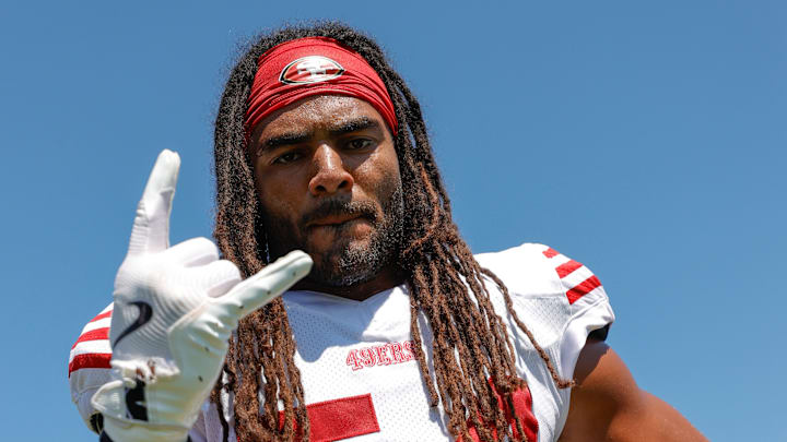 San Francisco 49ers linebacker Fred Warner (54)