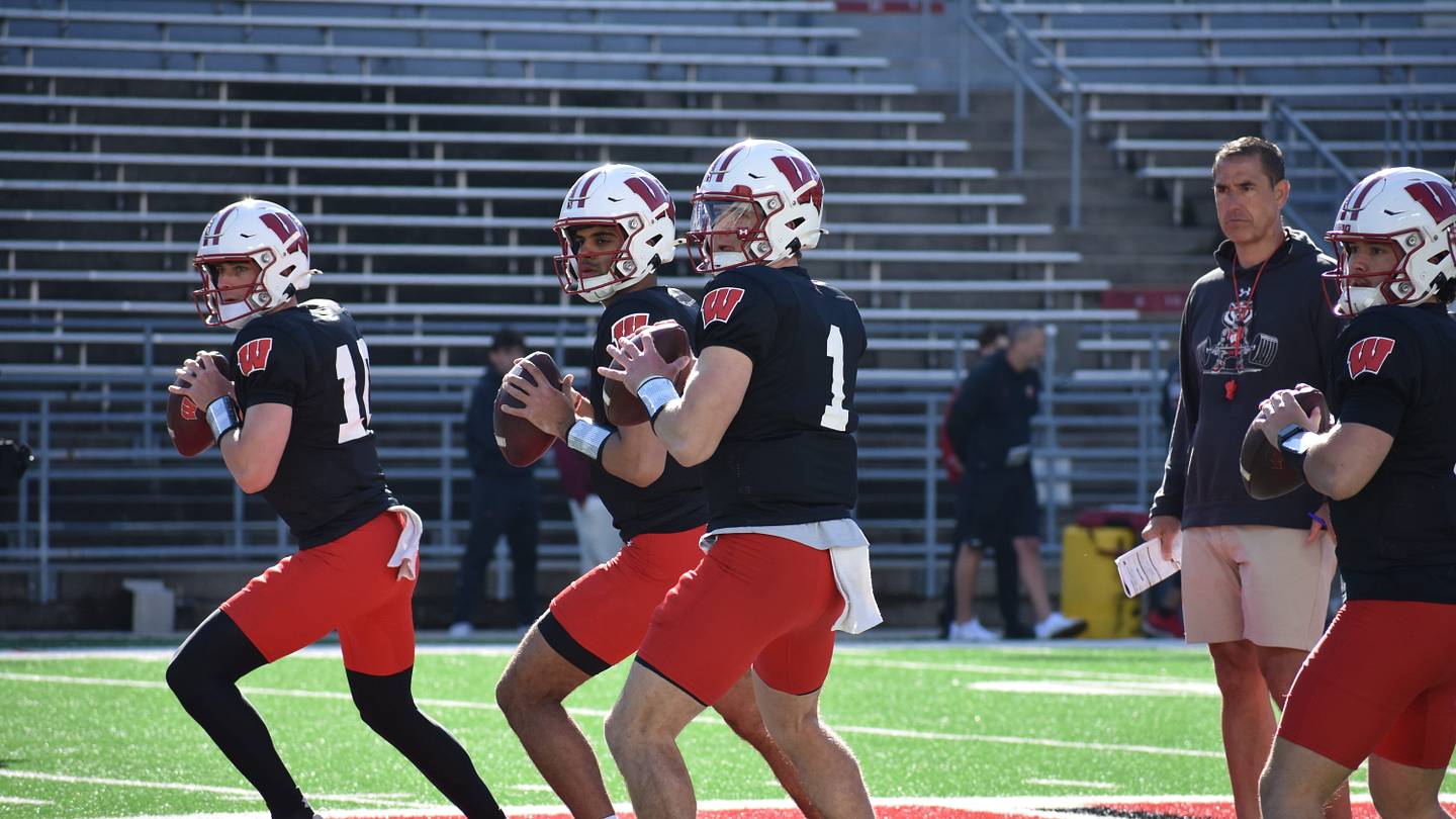 Mike Tressel Believes Wisconsin Finally Having 'QBs Who Can Make Some Plays' Will Help His Defense