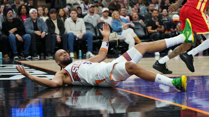 Atlanta Hawks v Phoenix Suns