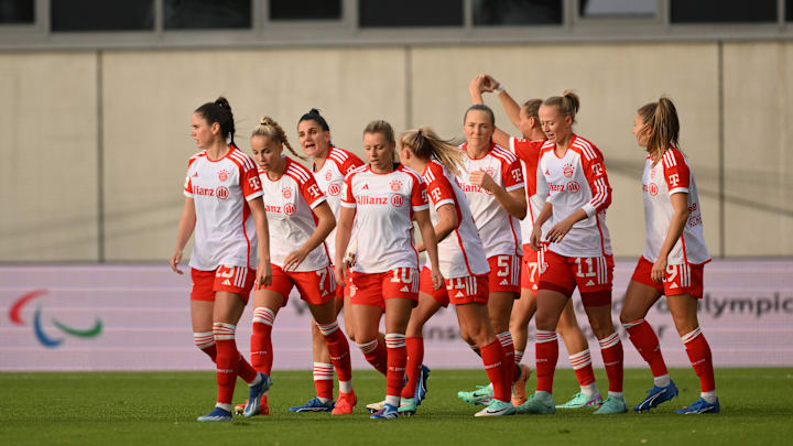 Bayern durfte gegen Duisburg erneut einen Sieg feiern Bayern durfte gegen Duisburg erneut einen Sieg feiern