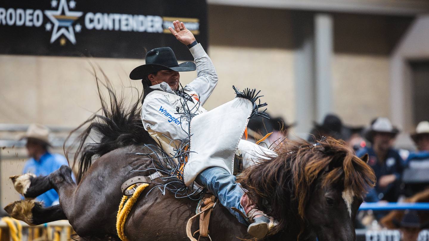 Athlete of the Week: Clayton Biglow Dominates His Home State Rodeos
