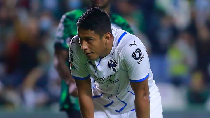 Luis Romo será uno de los volantes de la selección mexicana ante El Salvador
