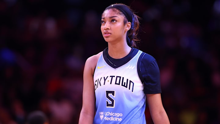 Chicago Sky forward Angel Reese (5) against the Phoenix Mercury at Phx Arena. Chicago Sky forward Angel Reese (5) against the Phoenix Mercury at Phx Arena.