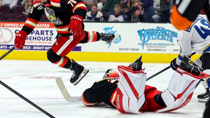 AHL: OCT 02 Grand Rapids Griffins at Cleveland Monsters AHL: OCT 02 Grand Rapids Griffins at Cleveland Monsters