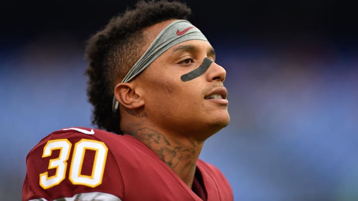 Washington Redskins inside linebacker Su'a Cravens (30) Mandatory Credit: Derik Hamilton-Imagn Images