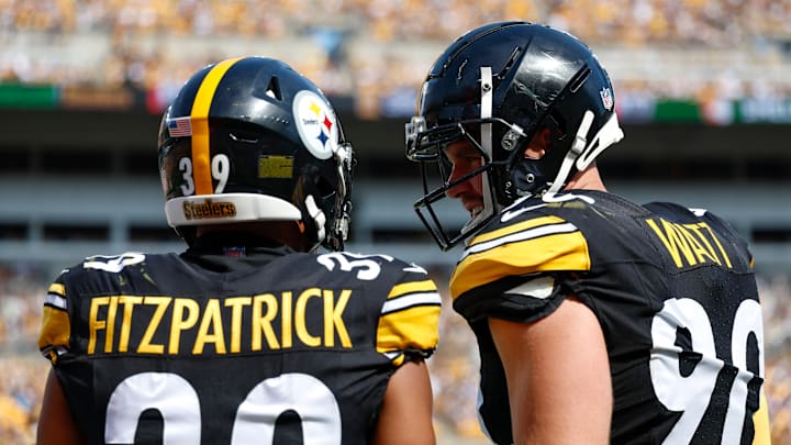 Los Angeles Chargers v Pittsburgh Steelers