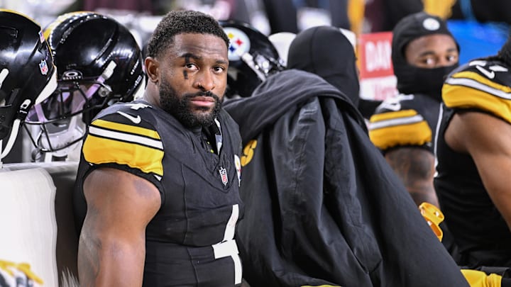 Jan 12, 2026; Pittsburgh, PA, USA; Pittsburgh Steelers wide receiver Dk Metcalf (4) sits on the bench in the fourth quarter of an AFC Wild Card Round loss to the Houston Texans at Acrisure Stadium. 
