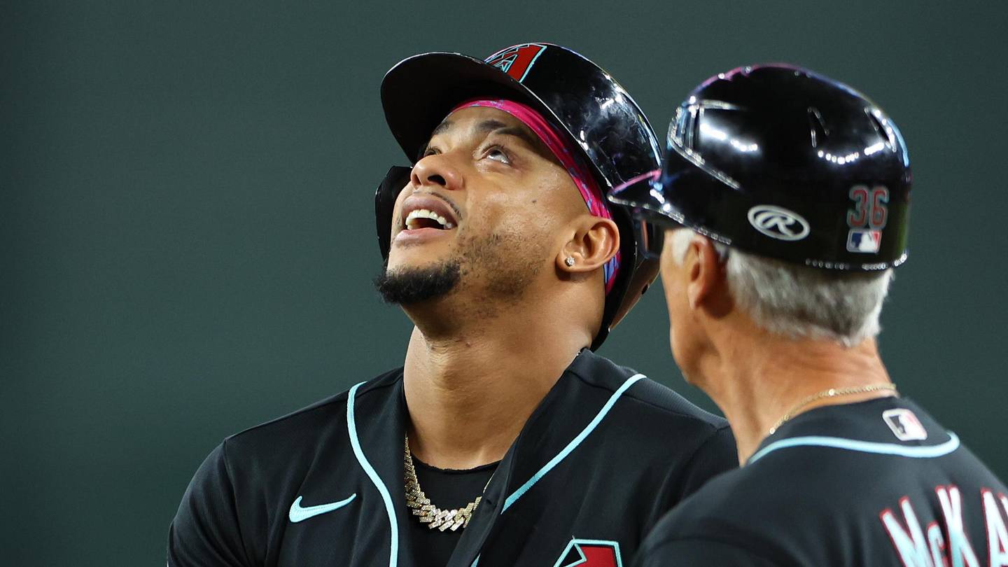 Diamondbacks Move into Playoff Spot with Memorial Day Win over Giants