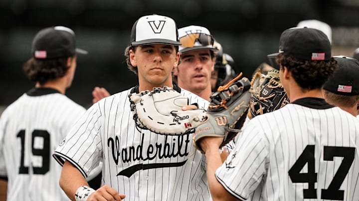 Vanderbilt secured a 4-0 win Sunday against Xavier with a stellar pitching performance from the Commodores. Vanderbilt secured a 4-0 win Sunday against Xavier with a stellar pitching performance from the Commodores.