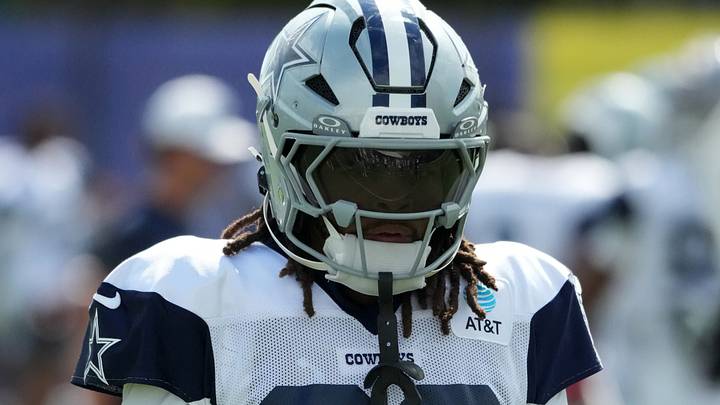 Dallas Cowboys running back Malik Davis during a joint practice against the Los Angeles Rams at the Rams Practice Facility. Dallas Cowboys running back Malik Davis during a joint practice against the Los Angeles Rams at the Rams Practice Facility.