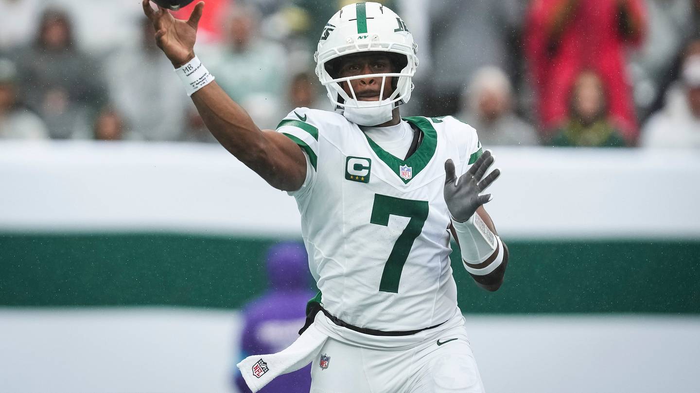 Geno Smith Pinpoints 5 Bears Defenders Dictating the Jets' Week 4 Game Plan