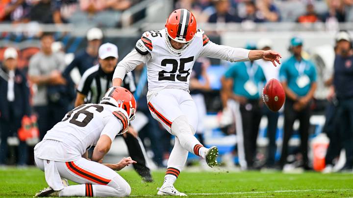 Get a rundown of how the contingent of former Syracuse players performed during Week 1 of the 2026 NFL season.