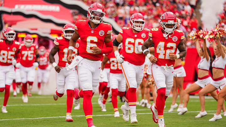 Aug 15, 2026; Kansas City, Missouri, USA; Kansas City Chiefs quarterback Justin Fields (6) takes the field prior to a game against the Los Angeles Rams at at Arrowhead Stadium. Mandatory Credit: Jay Biggerstaff-Imagn Images