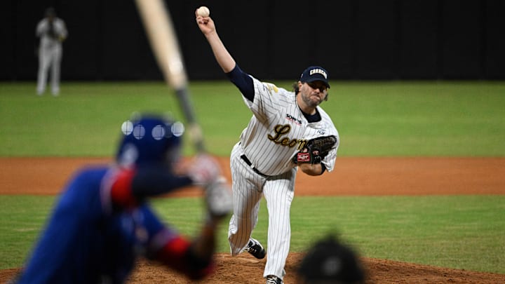 Los Leones del Caracas ganaron el primer juego entre los "Eternos Rivales" 