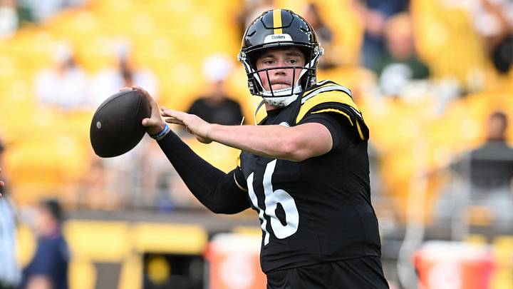 Aug 13, 2026; Pittsburgh, Pennsylvania, USA; Pittsburgh Steelers quarterback Drew Allar warms up for a pre-season game against the Green Bay Packers at Acrisure Stadium. Mandatory Credit: Barry Reeger-Imagn Images Aug 13, 2026; Pittsburgh, Pennsylvania, USA; Pittsburgh Steelers quarterback Drew Allar warms up for a pre-season game against the Green Bay Packers at Acrisure Stadium. Mandatory Credit: Barry Reeger-Imagn Images