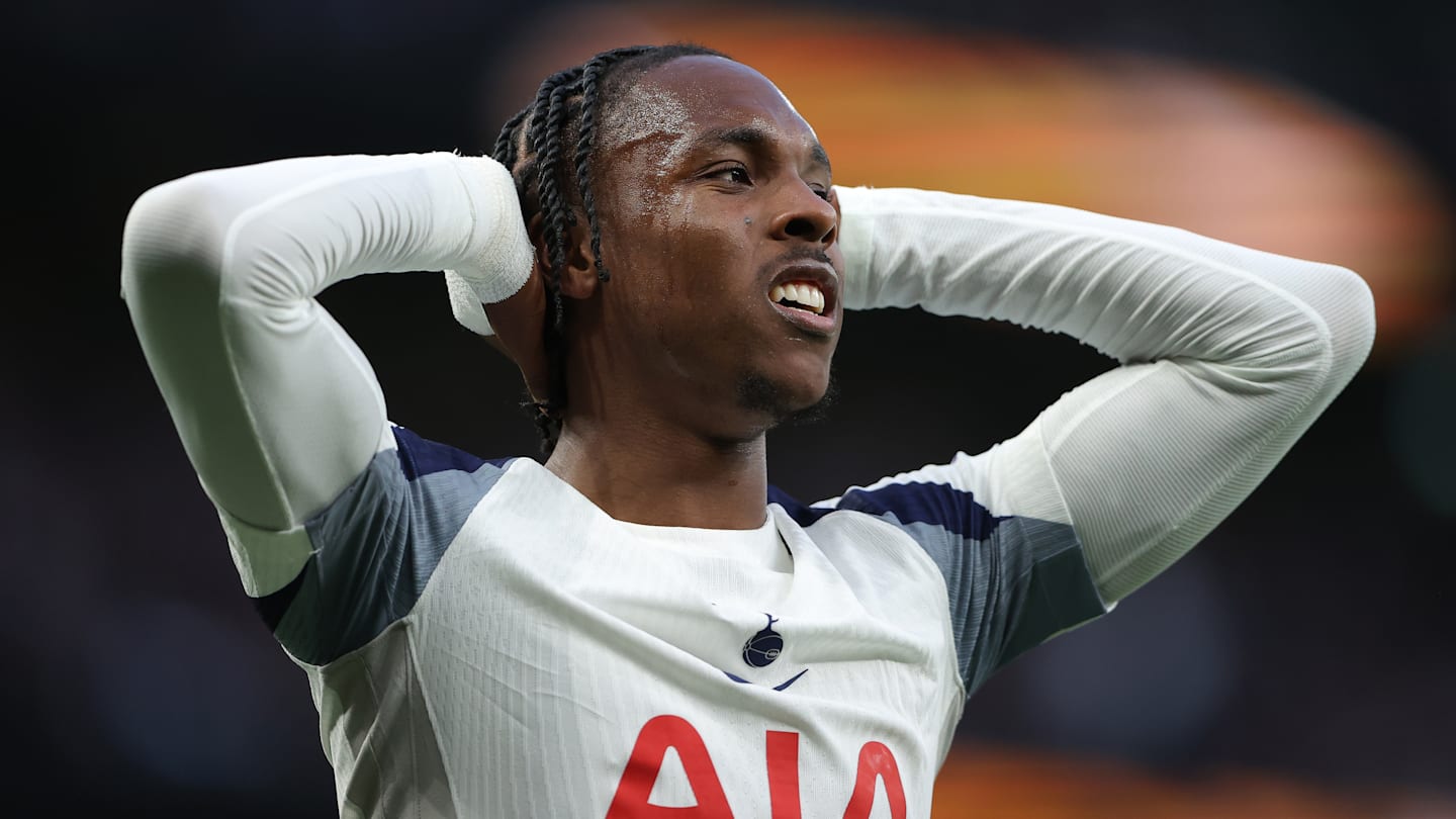 Supercomputer Predicts Premier League Relegation Battle After Tottenham, West Ham Stumble - Sports Illustrated