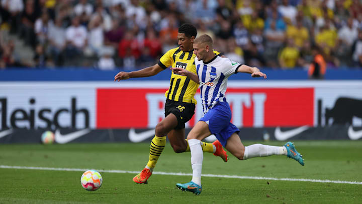 Marton Dardai im Duell mit Jude Bellingham