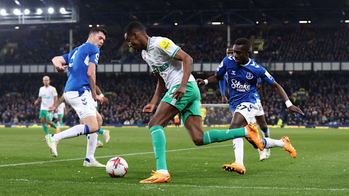 Outrageous from Isak Outrageous from Isak