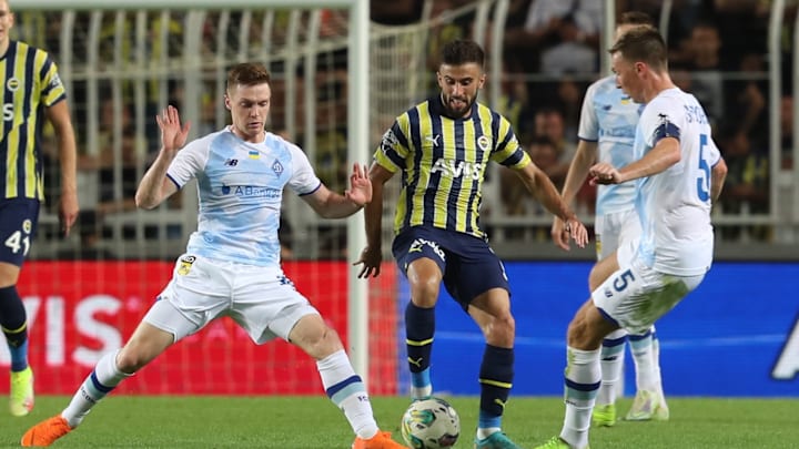Fenerbahce v Dynamo Kyiv 