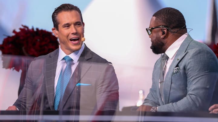 Panelists Brady Quinn (left) and Mark Ingram speak during FOX's Big Noon Kickoff football pregame show, which will be on site for the Wisconsin Badgers road game at Michigan Panelists Brady Quinn (left) and Mark Ingram speak during FOX's Big Noon Kickoff football pregame show, which will be on site for the Wisconsin Badgers road game at Michigan