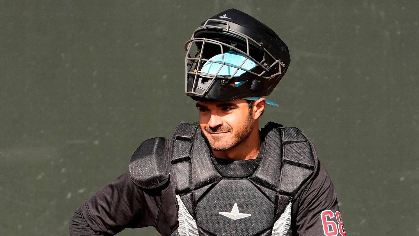 2 Diamondbacks Players Outrighted to Minor Leagues