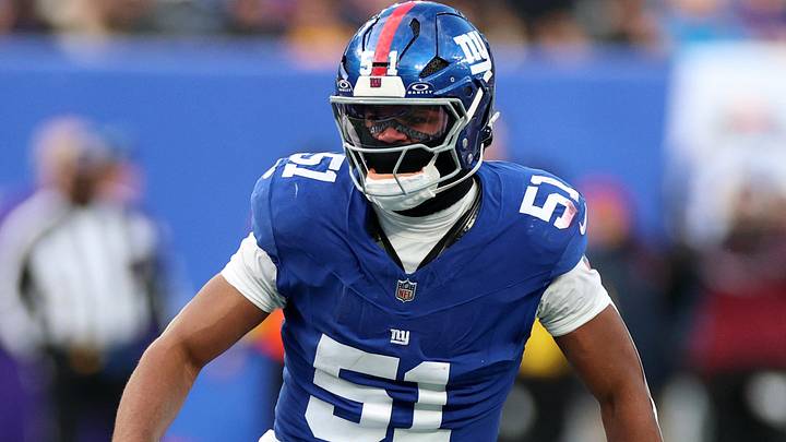 Dec 21, 2025; East Rutherford, New Jersey, USA; New York Giants linebacker Abdul Carter (51) reacts after a tackle against the Minnesota Vikings during the second half at MetLife Stadium. Mandatory Credit: Vincent Carchietta-Imagn Images Dec 21, 2025; East Rutherford, New Jersey, USA; New York Giants linebacker Abdul Carter (51) reacts after a tackle against the Minnesota Vikings during the second half at MetLife Stadium. Mandatory Credit: Vincent Carchietta-Imagn Images