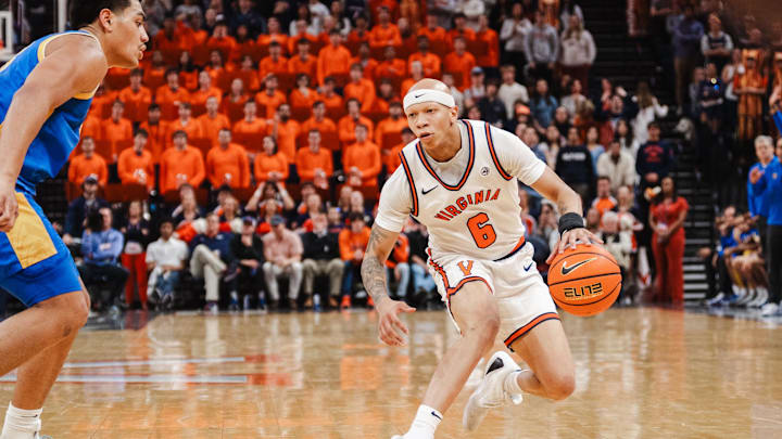 Virginia Cavaliers guard Jacari White 