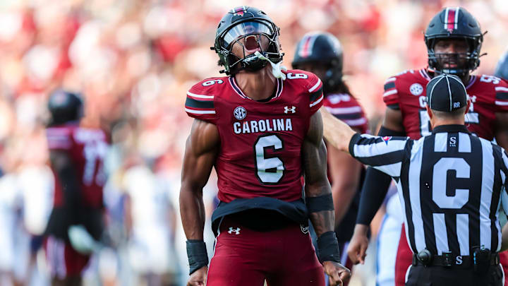 Aug 31, 2024; Columbia, South Carolina, USA; South Carolina Gamecocks edge Dylan Stewart (6) celebrates after a sack against the Old Dominion Monarchs in the second quarter at Williams-Brice Stadium. Mandatory Credit: Jeff Blake-Imagn Images