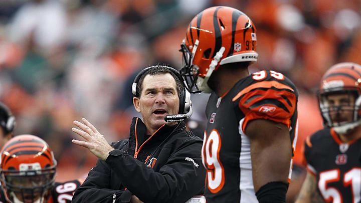 Nov 27, 2011; Cincinnati, OH, USA; Cincinnati Bengals defensive coordinate Mike Zimmer talks to tight end Jermaine Gresham (84) during the first half against the Cleveland Browns at Paul Brown Stadium. Mandatory Credit: Frank Victores-Imagn Images Nov 27, 2011; Cincinnati, OH, USA; Cincinnati Bengals defensive coordinate Mike Zimmer talks to tight end Jermaine Gresham (84) during the first half against the Cleveland Browns at Paul Brown Stadium. Mandatory Credit: Frank Victores-Imagn Images