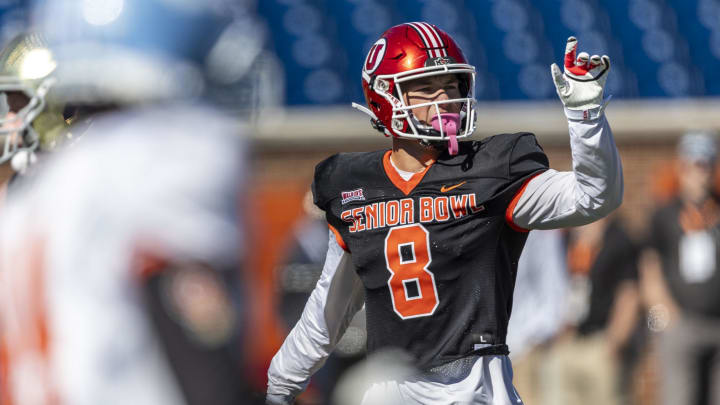 Jan 31, 2024; Mobile, AL, USA; National defensive back Cole Bishop of Utah (8) sets the play during practice for the National team at Hancock Whitney Stadium. Mandatory Credit: Vasha Hunt-USA TODAY Sports