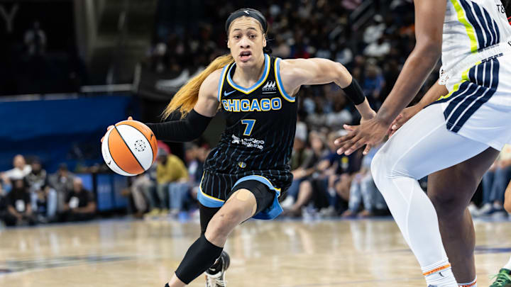 Dallas Wings v Chicago Sky