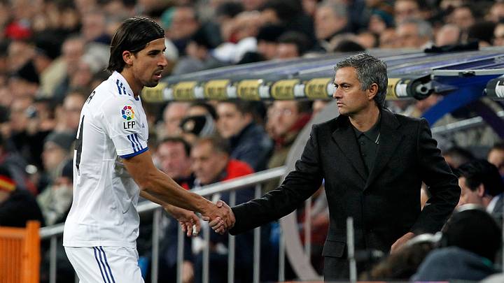 Von 2010 bis 2013 erfolgreich vereint, nun vor der Reunion auf der Trainerbank: Khedira und Mourinho Von 2010 bis 2013 erfolgreich vereint, nun vor der Reunion auf der Trainerbank: Khedira und Mourinho