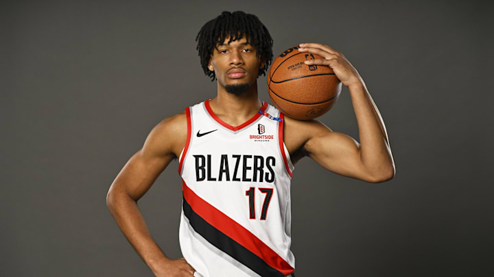 Sep 30, 2024; Portland, Oregon, USA; Portland Trail Blazers guard Shaedon Sharpe (17). Mandatory Credit: Troy Wayrynen-Imagn Images