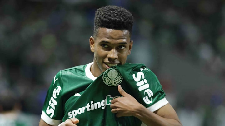 Estêvão brilhou e colocou o Palmeiras nas oitavas de final da Copa do Brasil Estêvão brilhou e colocou o Palmeiras nas oitavas de final da Copa do Brasil