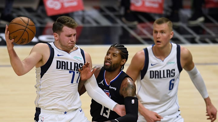 Luka Doncic y Kristaps Porzingis son las estrellas de Dallas Mavericks