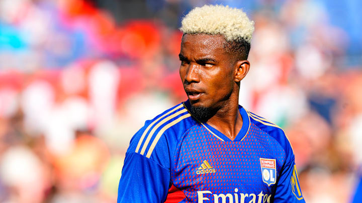 Dernier match amical avant la reprise de la Ligue 1 pour Thiago Mendes et ses coéquipiers.