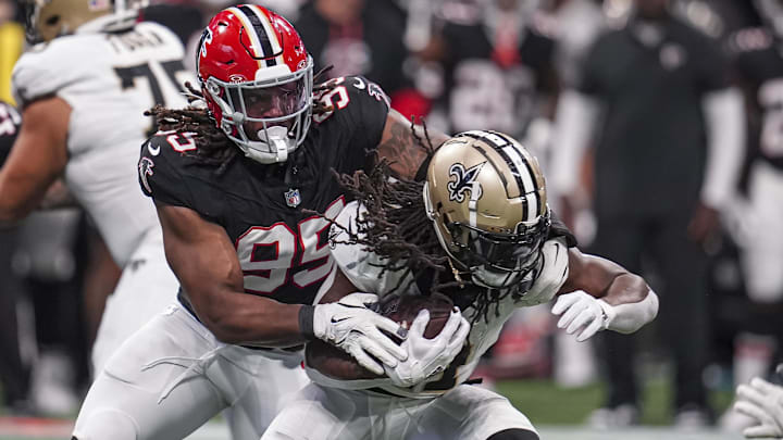 Atlanta Falcons defensive tackle Ta'Quon Graham suffered a pectoral injury Sunday against the New Orleans Saints. Atlanta Falcons defensive tackle Ta'Quon Graham suffered a pectoral injury Sunday against the New Orleans Saints.