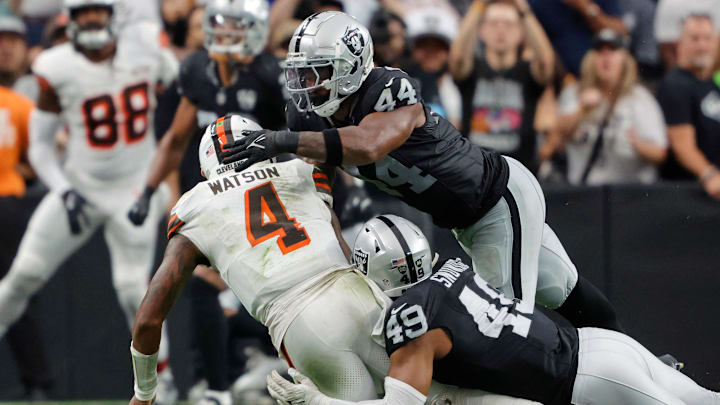 Cleveland Browns v Las Vegas Raiders