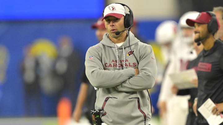 Dec 28, 2024; Inglewood, California, USA; Los Angeles Rams head coach Jonathan Gannon in the first half against the Los Angeles Rams at SoFi Stadium. Mandatory Credit: Jayne Kamin-Oncea-Imagn Images