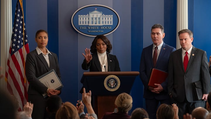 ZERO DAY. Angela Bassett as President Mitchell in Episode 103 of Zero Day